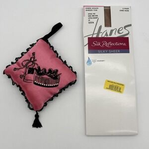 Hanes‎ Silk Reflections Knee Highs Womens One Size 2 Pair Sheer 725 + VS Sachet